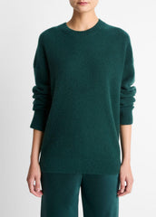 Plush Cashmere Crew Neck Sweater in Crew Neck | Vince Online