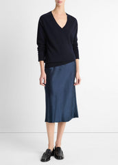 Cashmere Weekend V-Neck Sweater in V-Neck | Vince on sale