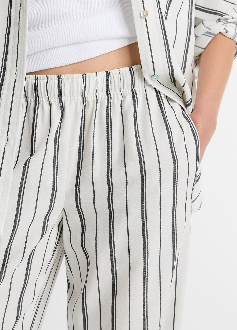 Resort Stripe Pull-On Pant in Wide Leg | Vince outlet