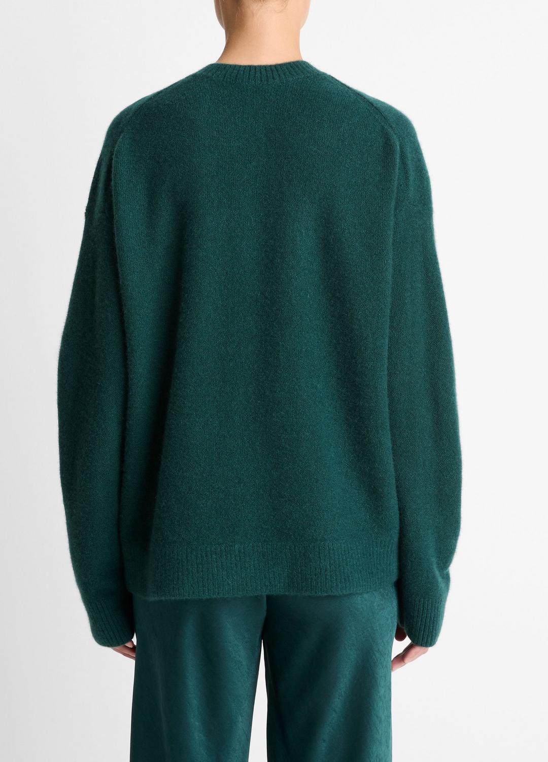 Plush Cashmere Crew Neck Sweater in Crew Neck | Vince Online