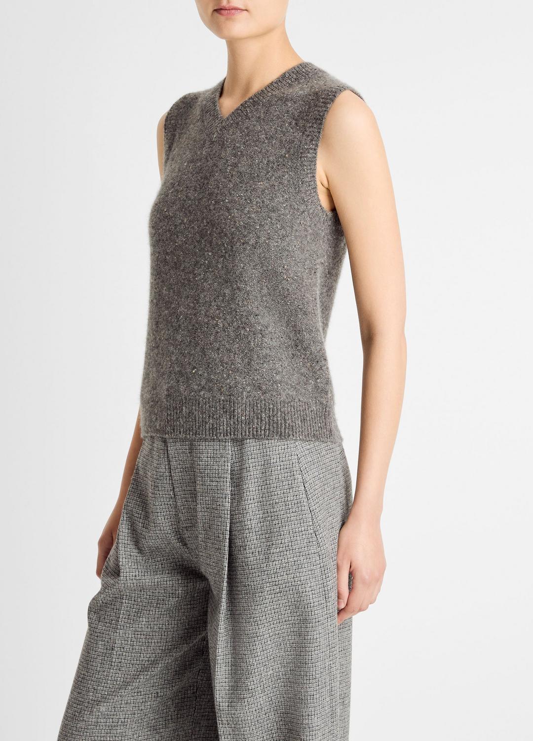 Donegal Plush Cashmere Sweater Vest in V-Neck | Vince outlet