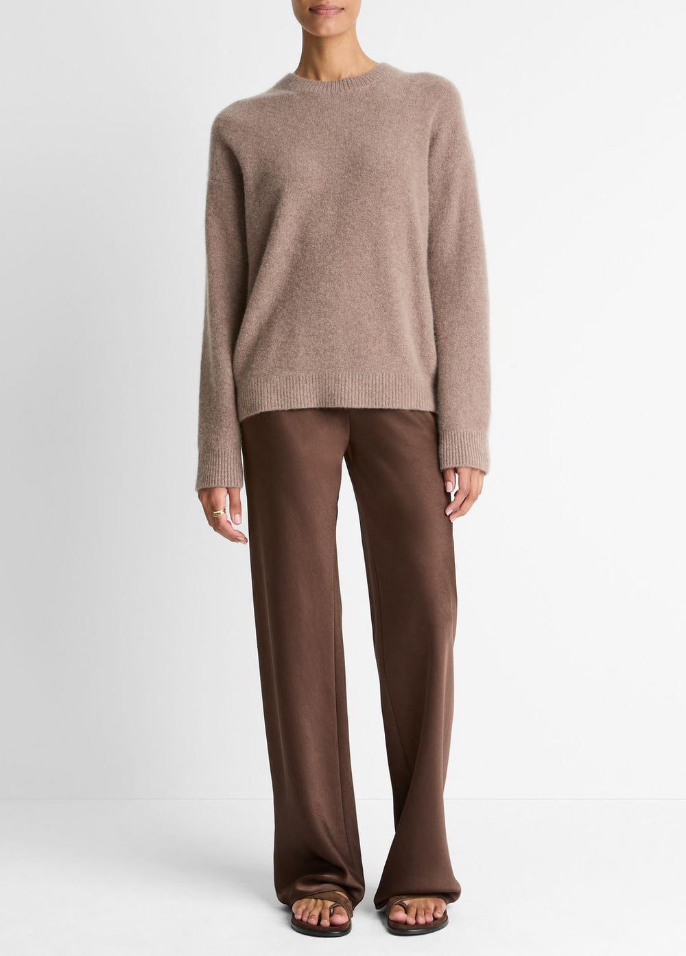 Plush Cashmere Crew Neck Sweater in Crew Neck | Vince outlet