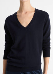 Cashmere Weekend V-Neck Sweater in V-Neck | Vince on sale