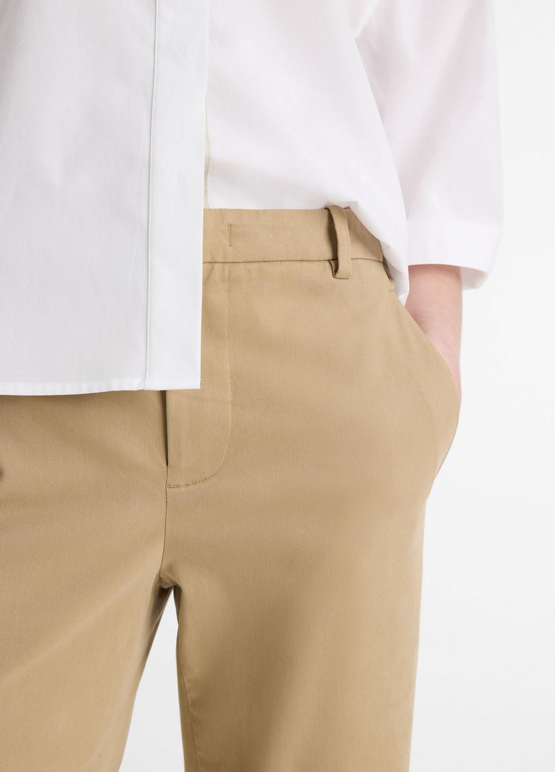 Avery Mid-Rise Italian Stretch-Cotton Chino Pant in Trousers | Vince on sale