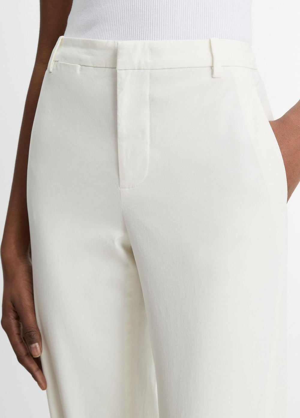 Avery Mid-Rise Italian Stretch-Cotton Chino Pant in Trousers | Vince on sale