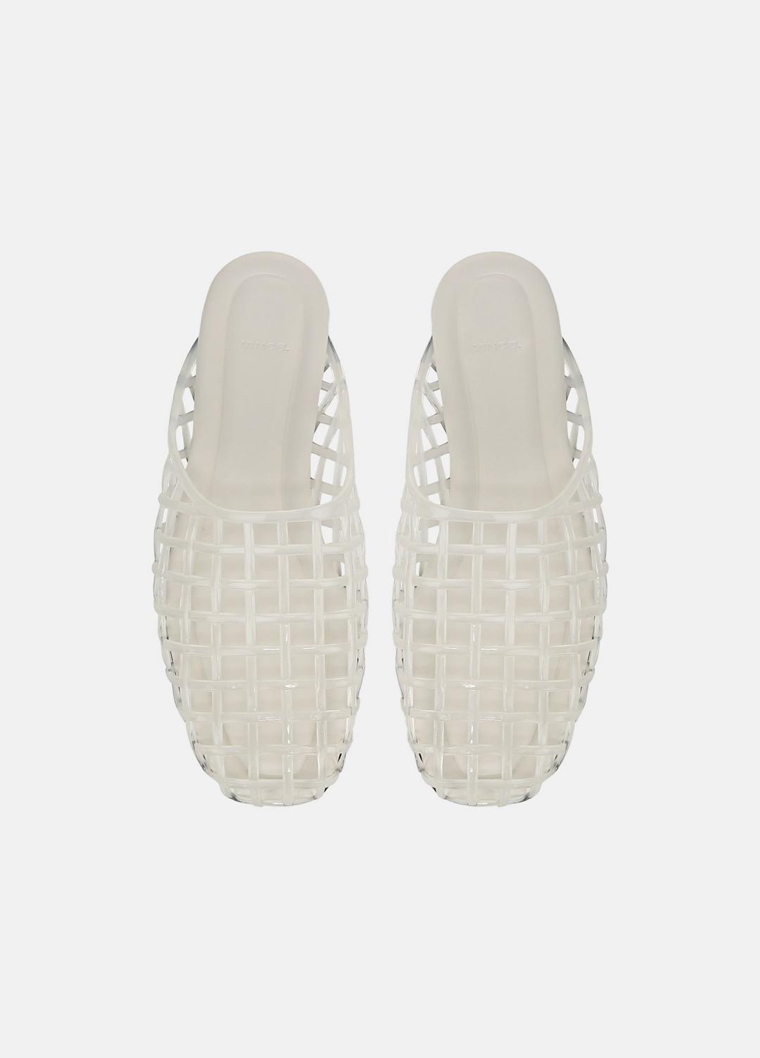 Barcelona Jelly Sandal in Sandals | Vince Online