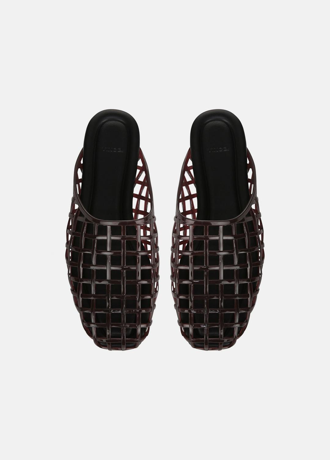 Barcelona Jelly Sandal in Sandals | Vince sale