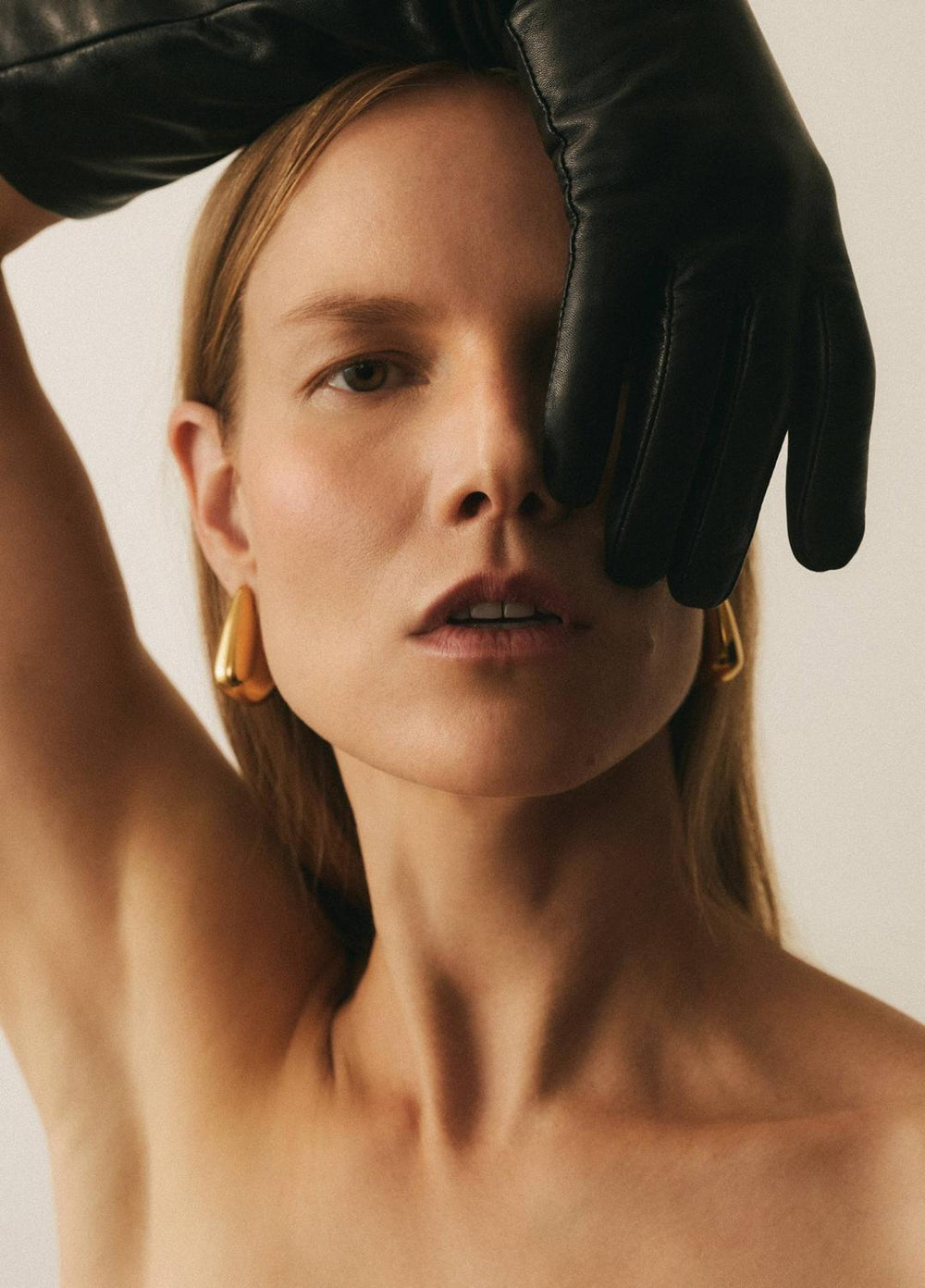 Cashmere-Lined Medium Leather Glove in Gloves | Vince outlet