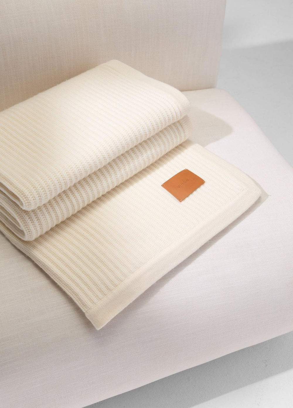 Wool and Cashmere Cardigan-Stitch Throw in Pillows & Blankets | Vince sale