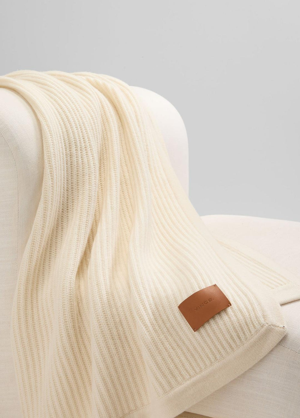 Wool and Cashmere Cardigan-Stitch Throw in Pillows & Blankets | Vince sale