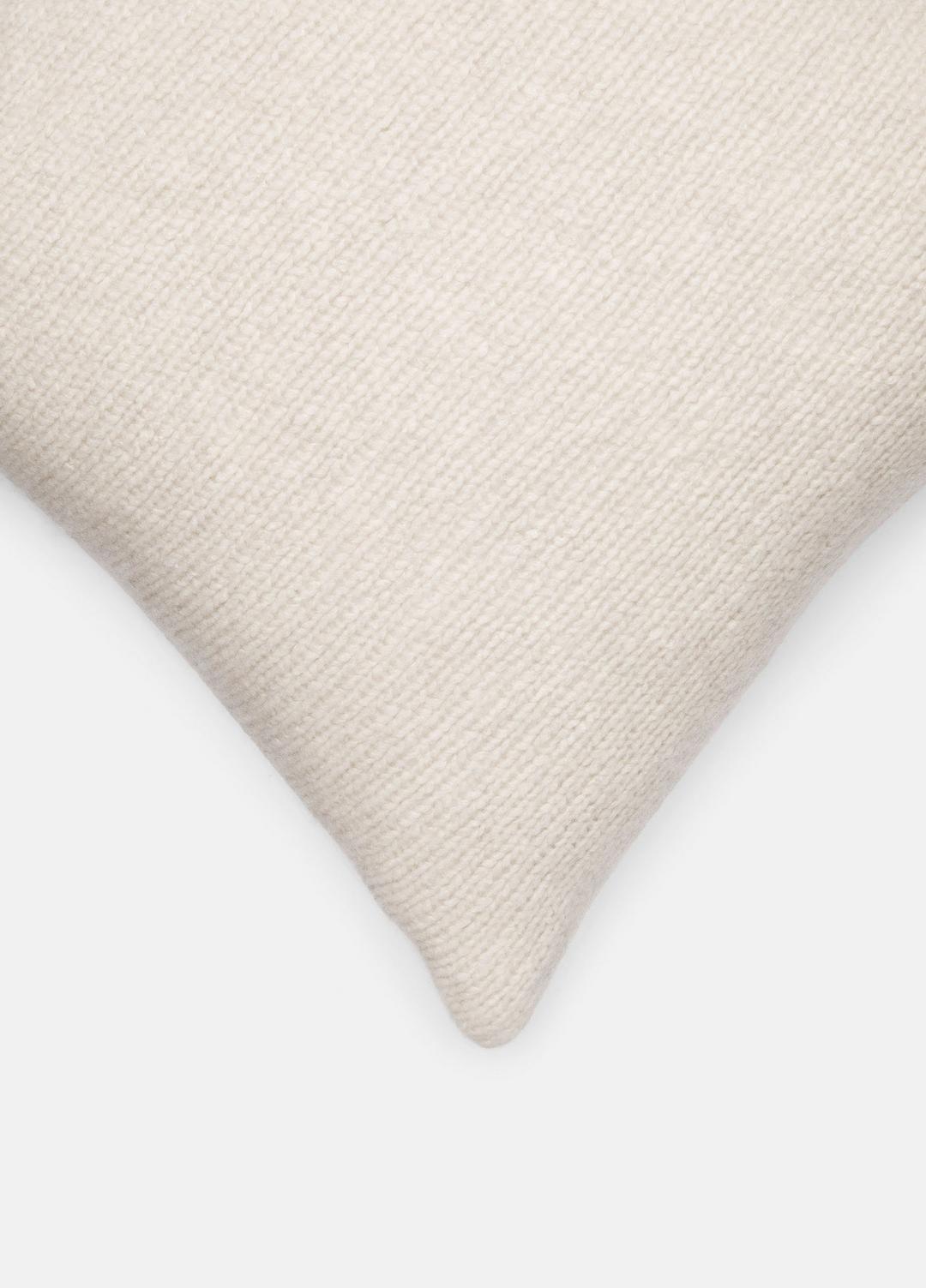 Wool and Cashmere Cardigan-Stitch Pillow in Pillows & Blankets | Vince on sale