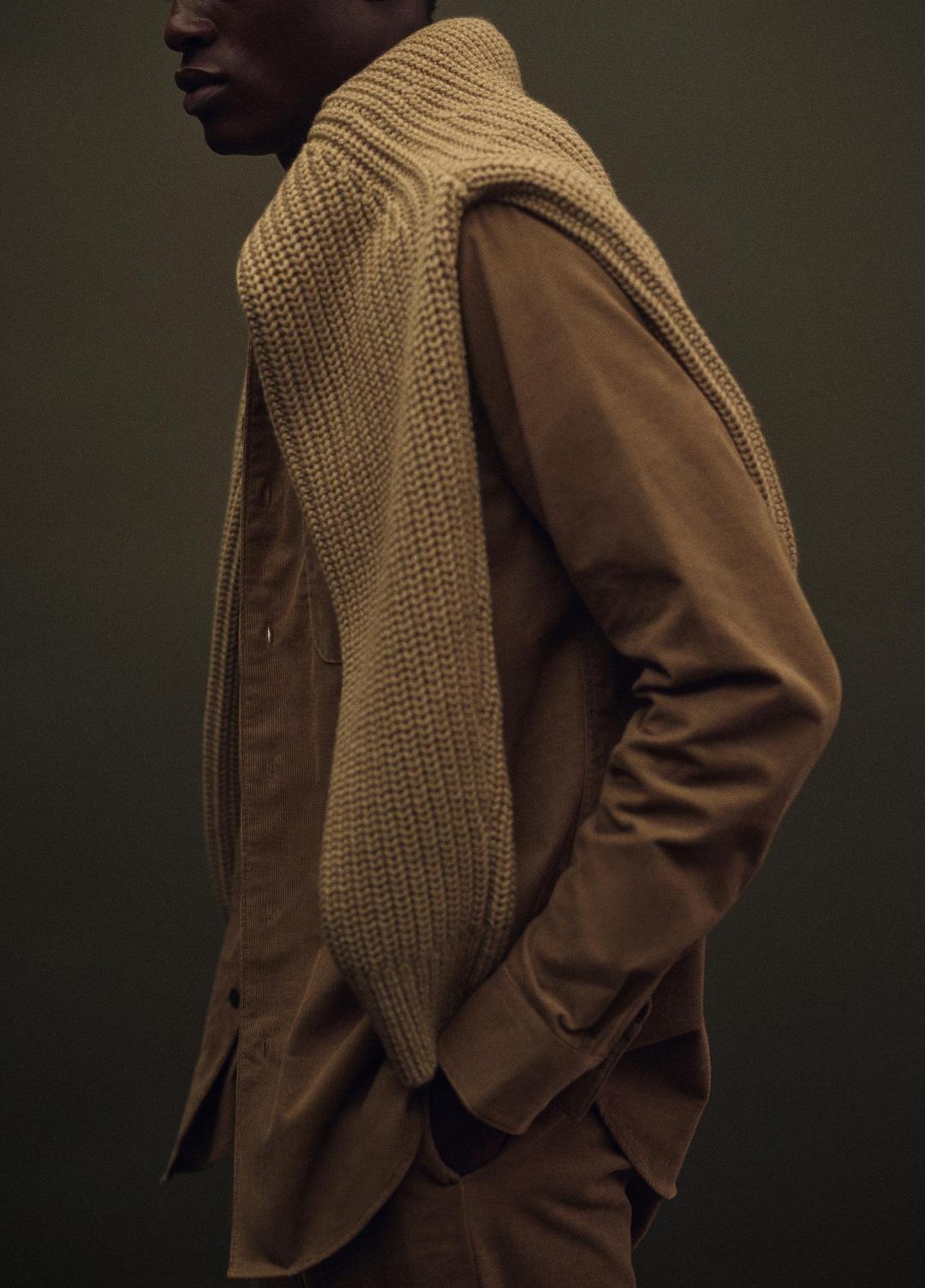 Utility Shaker Merino Wool Sweater in Crew Neck | Vince near me