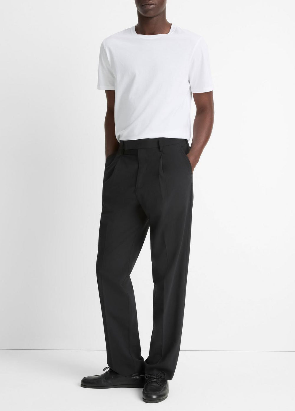 Louie Relaxed Pleated Trouser in Trousers | Vince on sale