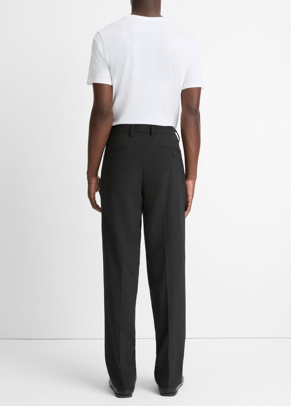 Louie Relaxed Pleated Trouser in Trousers | Vince on sale