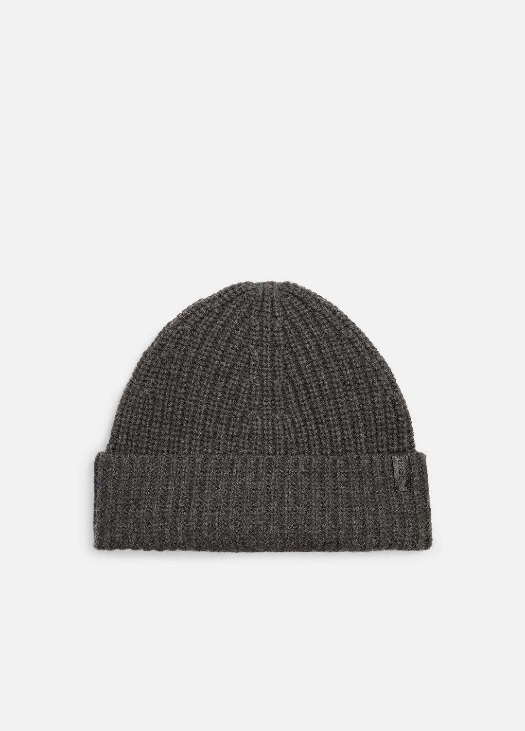Cashmere Shaker-Stitch Beanie in Scarves & Hats | Vince Online