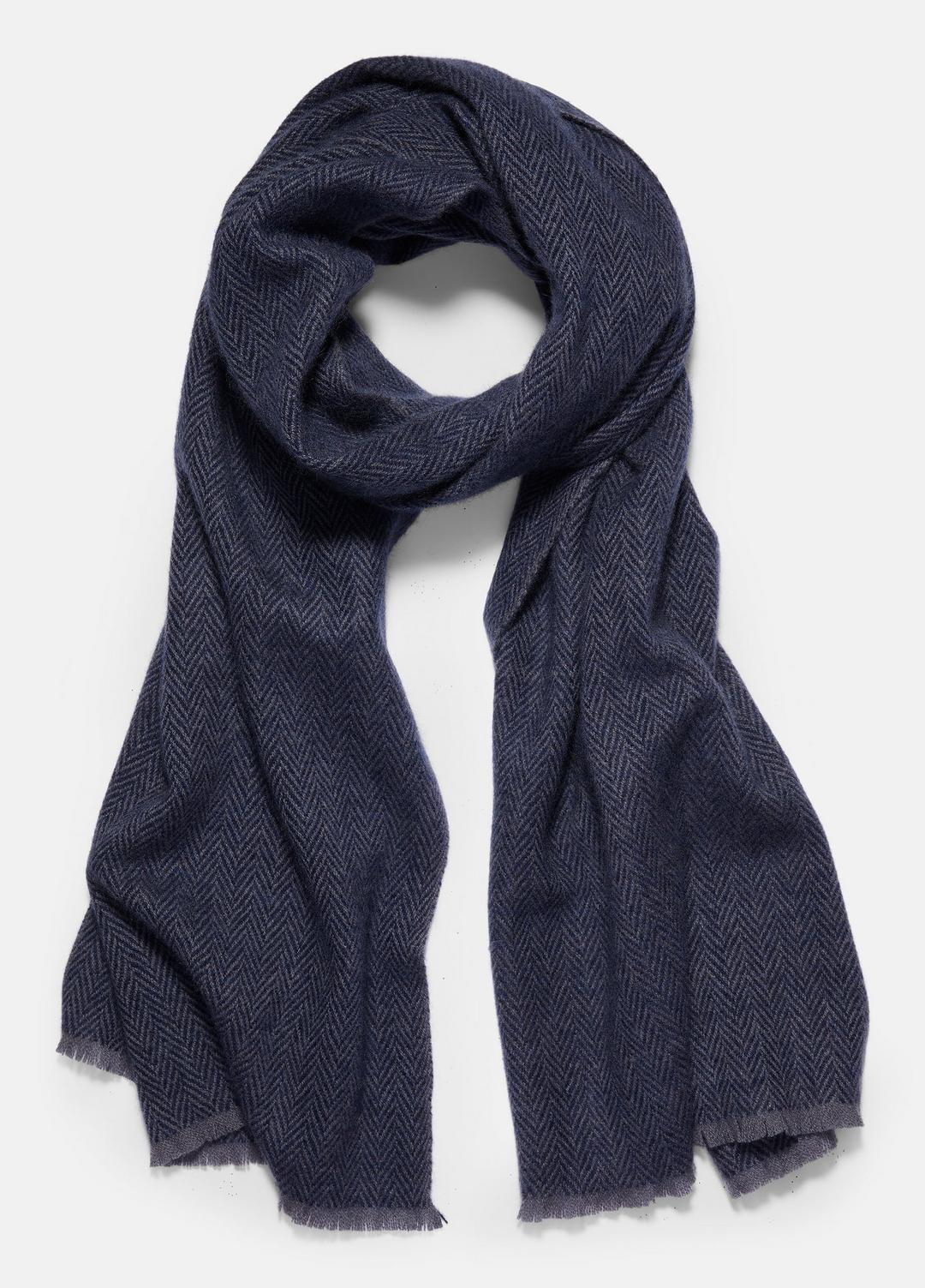 Herringbone Cashmere Scarf in Scarves & Hats | Vince discount