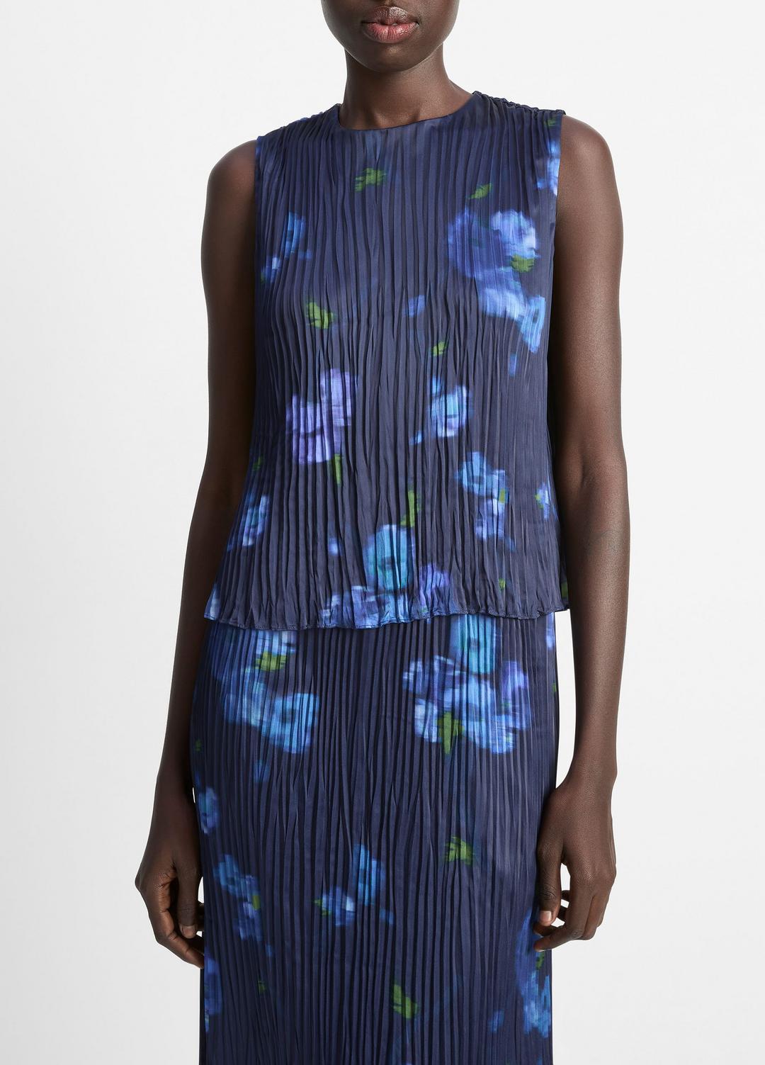 Poppy Blur Crushed Satin Shell in Shirts & Tees | Vince on sale